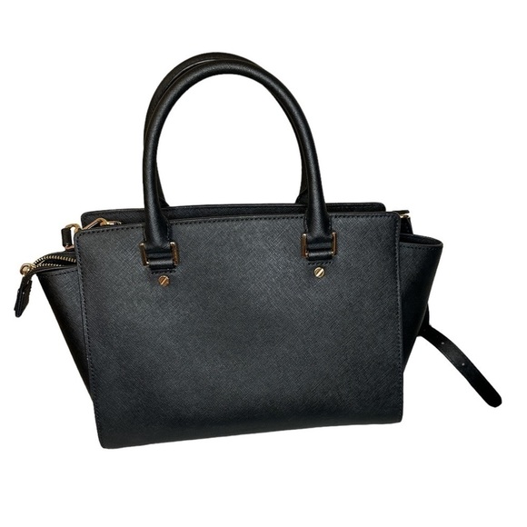 Black Michael Kors Purse With Removable Cross Strap - Picture 3 of 9